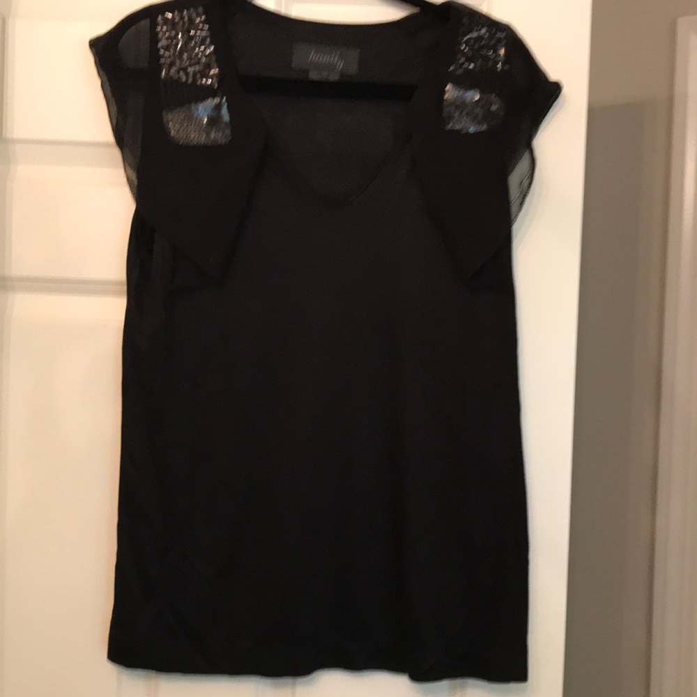 Elegant top